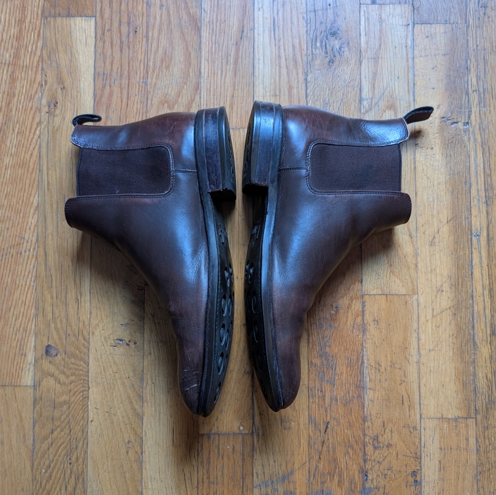 Men's Brown Leather Chelsea Boots - Classic Slip-On Style